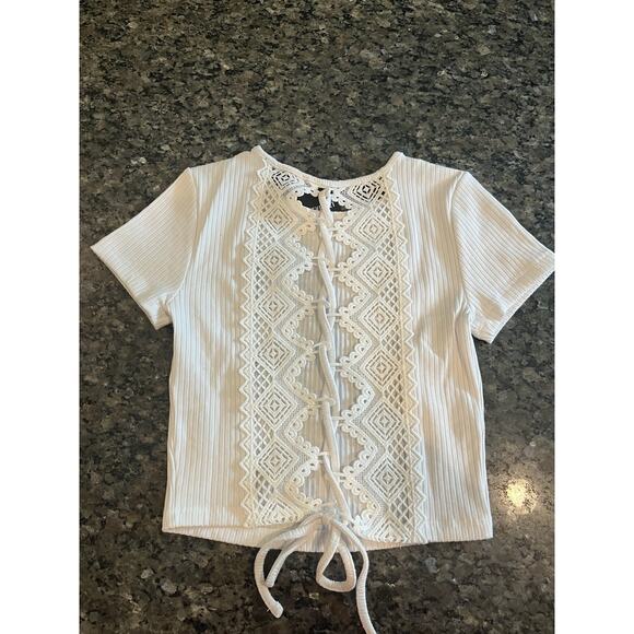 NWT NEW Forever 21 Short Sleeve Lace Up Blouse Crop Top Shirt White Small - Picture 1 of 6